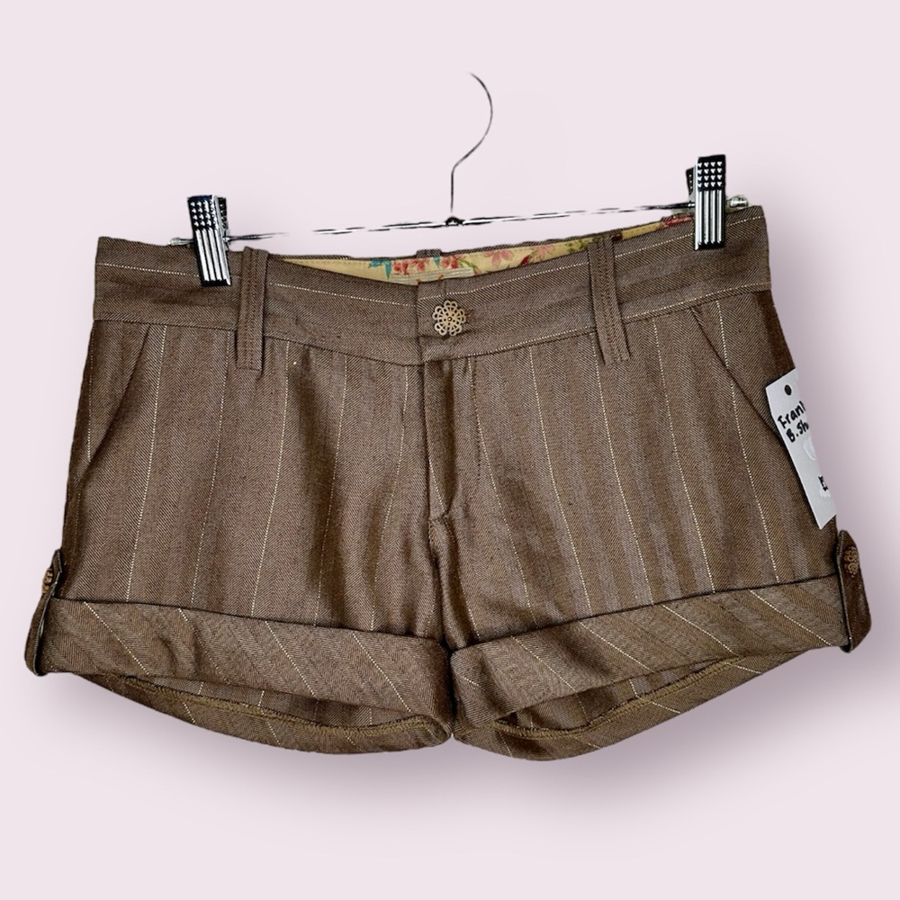 Y2K FRANKIE B brown pinstripe mini shorts. Size 4